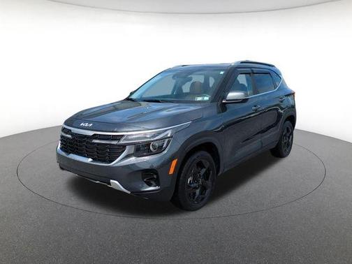 Gray 2026 Kia Seltos EX
