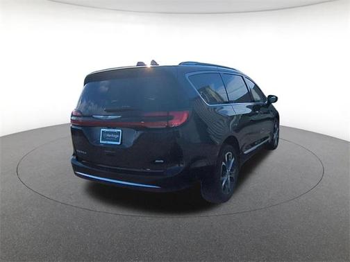 2026 Chrysler Pacifica Pinnacle