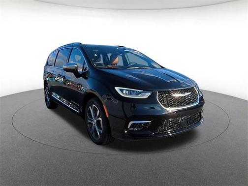 2026 Chrysler Pacifica Pinnacle