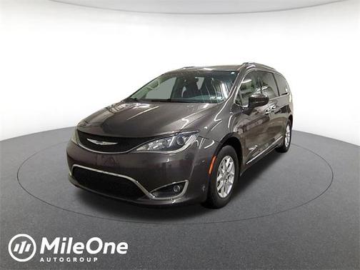 2020 Chrysler Pacifica Touring-L