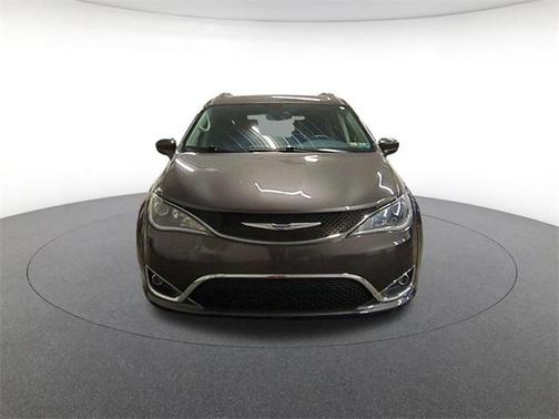 2020 Chrysler Pacifica Touring-L