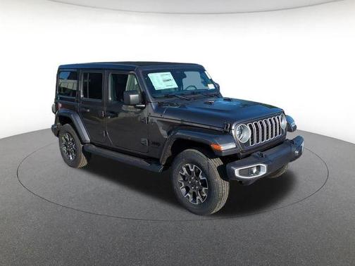 Granite Crystal Clearcoat Metallic 2026 Jeep Wrangler Sahara