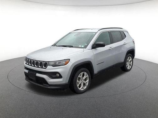 Silver Zynith 2024 Jeep Compass Latitude