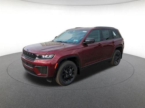 2026 Jeep Grand Cherokee Laredo