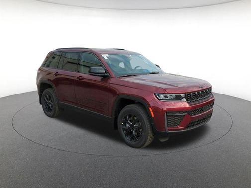 2026 Jeep Grand Cherokee Laredo