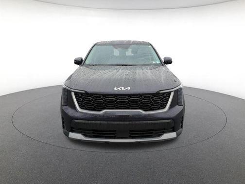 2025 Kia Sorento LX