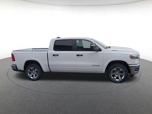 Bright White Clearcoat 2026 RAM 1500 Big Horn