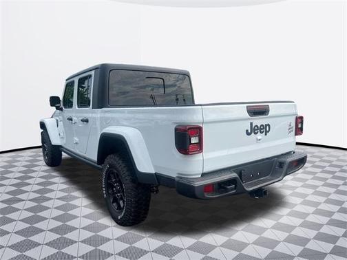 2025 Jeep Gladiator Sport