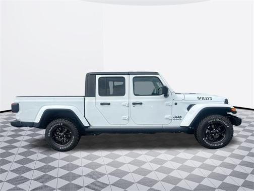 2025 Jeep Gladiator Sport
