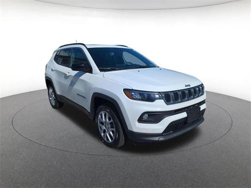 2023 Jeep Compass Latitude Lux