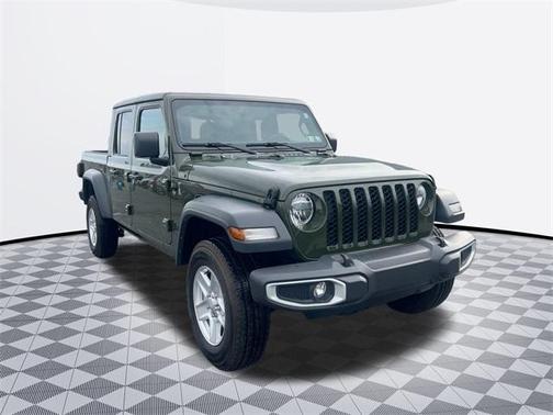 2023 Jeep Gladiator Sport