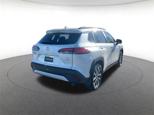 2022 Toyota Corolla Cross XLE