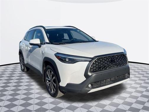 2022 Toyota Corolla Cross XLE