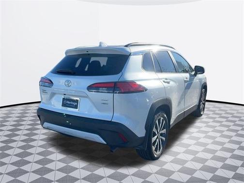 2022 Toyota Corolla Cross XLE