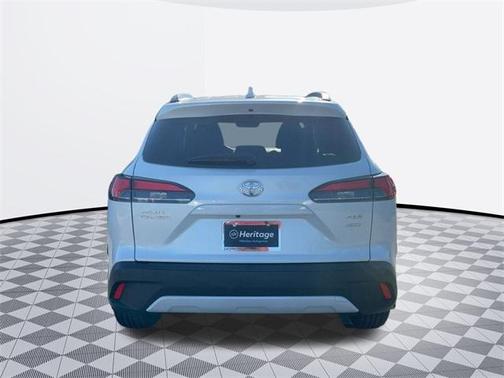 2022 Toyota Corolla Cross XLE