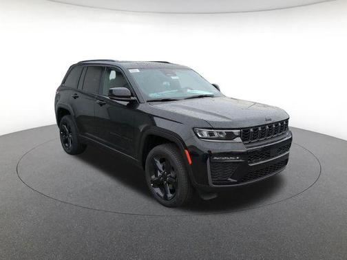 Diamond Black 2026 Jeep Grand Cherokee Limited