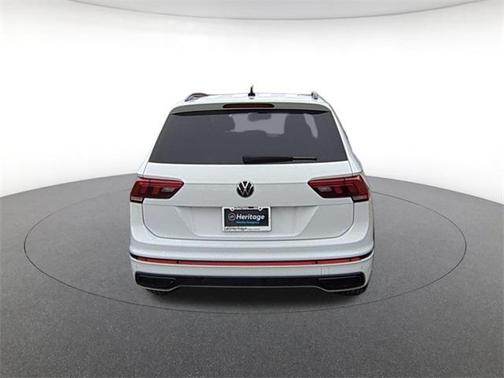 2022 Volkswagen Tiguan 2.0T SE R-Line Black
