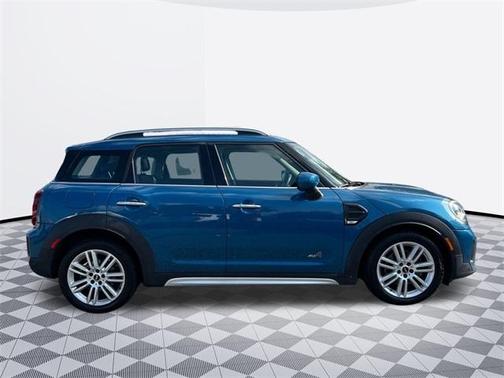 2022 MINI Countryman Cooper