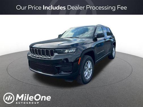 Diamond Black 2025 Jeep Grand Cherokee Laredo X