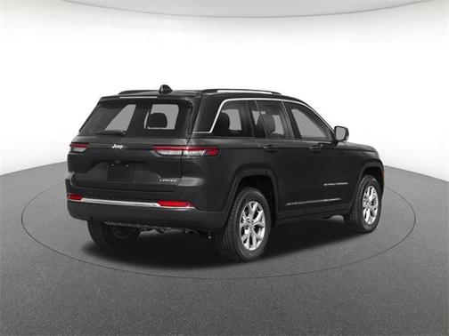 2025 Jeep Grand Cherokee Laredo X