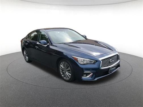 2022 INFINITI Q50 LUXE