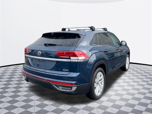 2022 Volkswagen Atlas Cross Sport 2.0T SE w/Technology