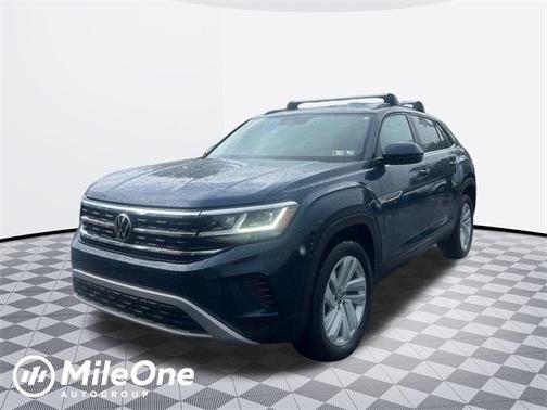 2022 Volkswagen Atlas Cross Sport 2.0T SE w/Technology
