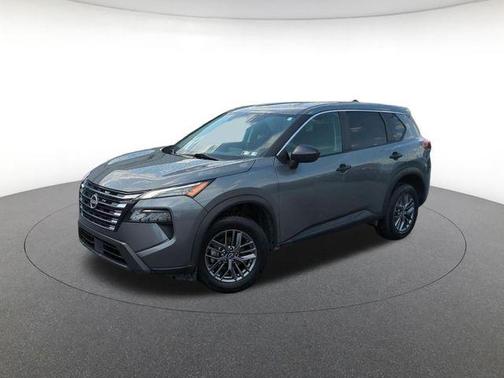 Gun Metallic 2024 Nissan Rogue S