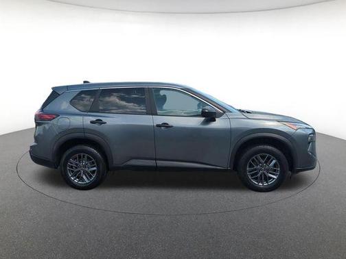 Gun Metallic 2024 Nissan Rogue S