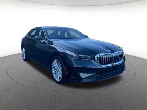 2025 BMW 540 i xDrive