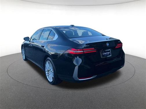 2025 BMW 540 i xDrive