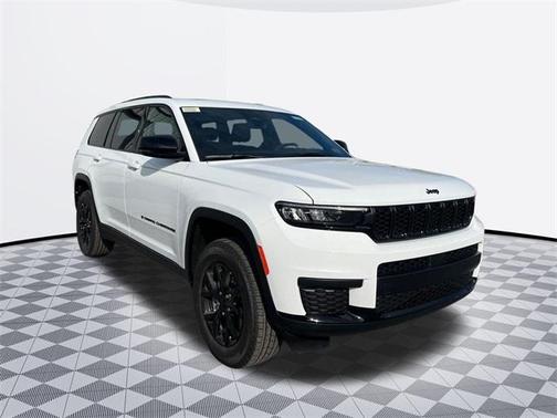2025 Jeep Grand Cherokee L Laredo
