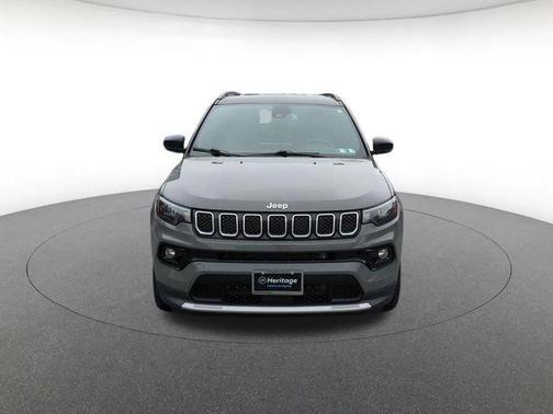 Sting Gray Clearcoat 2024 Jeep Compass Limited