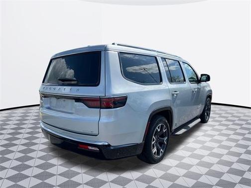 2024 Jeep Wagoneer Series III
