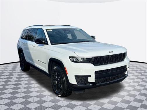 2025 Jeep Grand Cherokee L Laredo