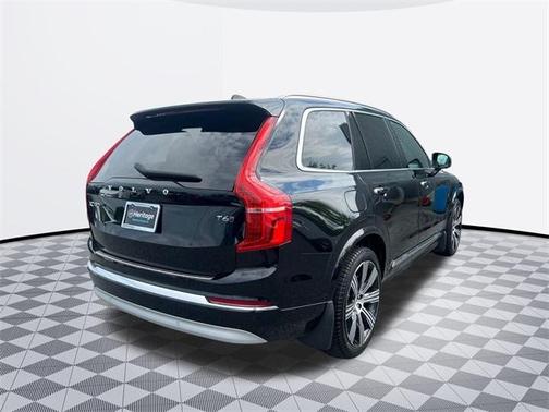 2022 Volvo XC90 T6 Inscription 7 Passenger