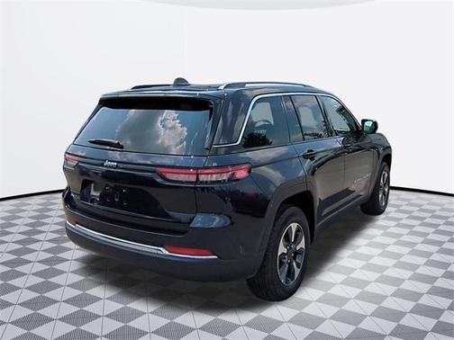 2024 Jeep Grand Cherokee 4xe Base