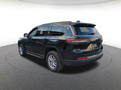 Diamond Black 2026 Jeep Grand Cherokee L Laredo