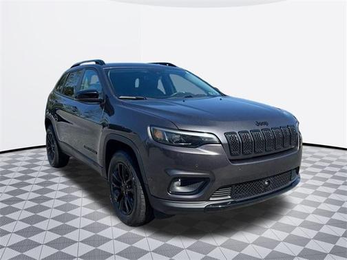 2023 Jeep Cherokee Altitude Lux