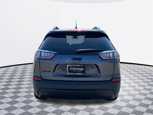 2023 Jeep Cherokee Altitude Lux