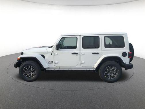 Bright White Clearcoat 2026 Jeep Wrangler Sahara