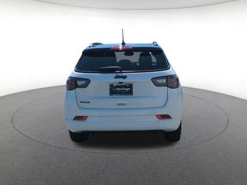Bright White Clearcoat 2023 Jeep Compass Altitude