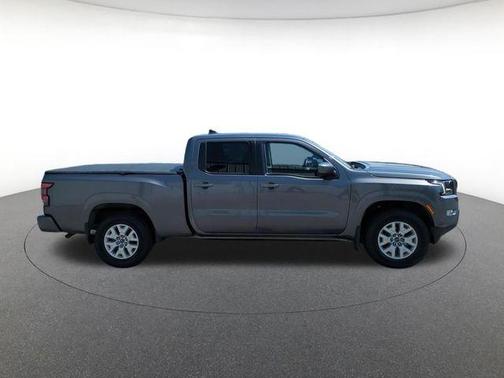Gun Metallic 2022 Nissan Frontier SV