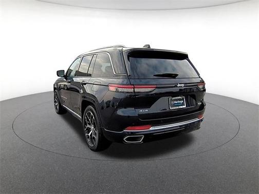 2024 Jeep Grand Cherokee Summit