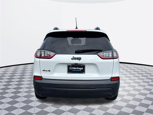 2023 Jeep Cherokee Altitude Lux