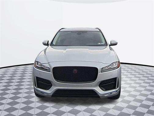 2017 Jaguar F-PACE 35t R-Sport