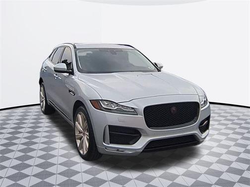 2017 Jaguar F-PACE 35t R-Sport