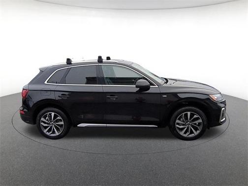 2023 Audi Q5 45 S line quattro Premium
