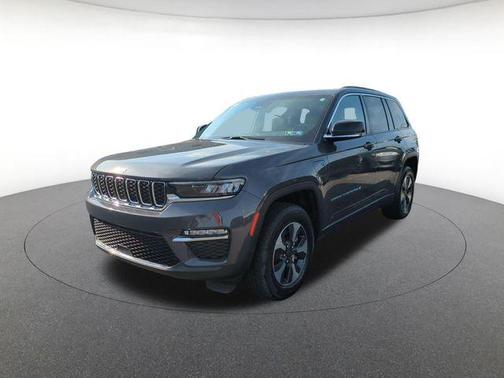 Metallic 2024 Jeep Grand Cherokee 4xe Base