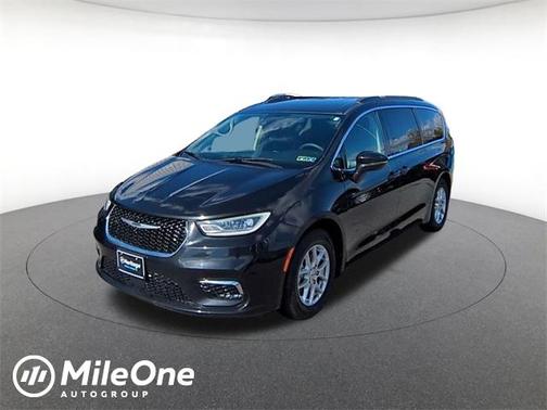 2022 Chrysler Pacifica Touring-L